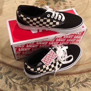 Vans checkered black and white size US 6.5